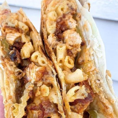 hot_chicken_mac_and_cheese_crunchwrap